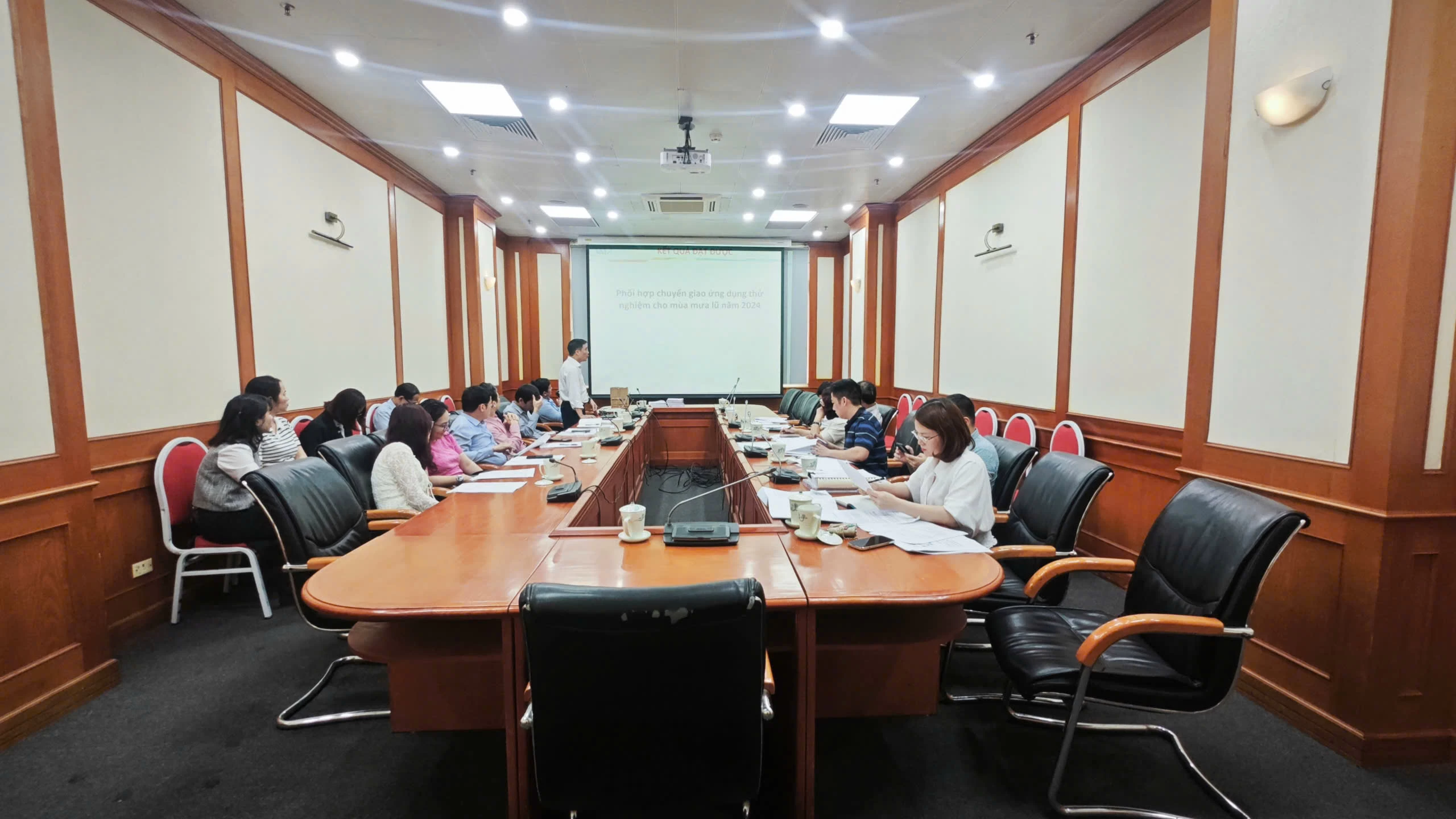 Kiểm tra tiến độ triển khai đề tài cấp nhà nước năm 2025  “Nghiên cứu ứng dụng công nghệ tiên tiến xây dựng hệ thống cảnh báo sớm rủi ro thiên tai lũ, ngập lụt cho tỉnh Quảng Trị và khu vực lân cận” - Mã số: ĐTĐL.CN-81/22