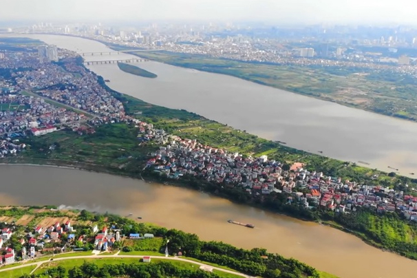Đánh giá khả năng thoát lũ của sông Hồng khi nạo vét, hạ thấp cao độ các bãi sông